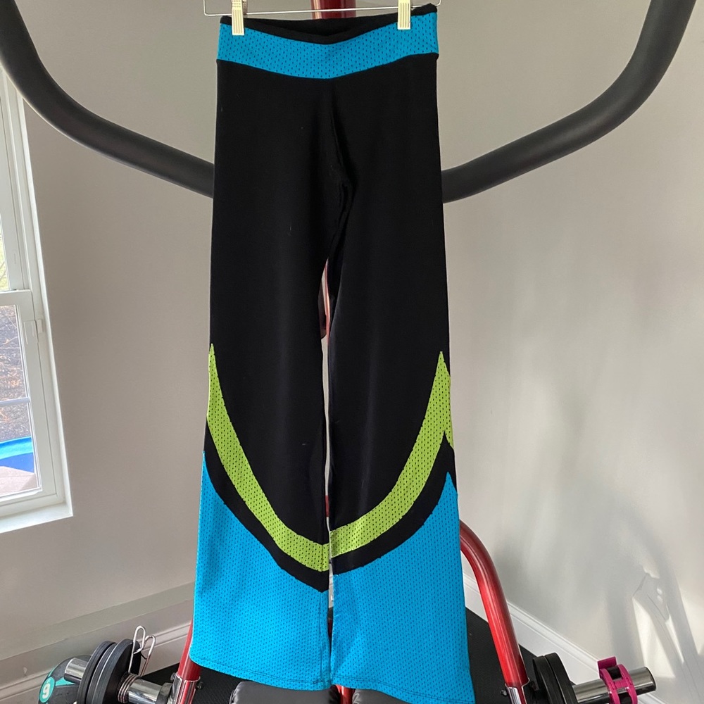 Margarita Activewear Black w Turquoise mesh Pan…